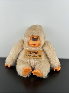 Russ Berrie Gonga Loves You Gorilla Monkey 7” Sucks Thumb Beige Tan Plush 1977